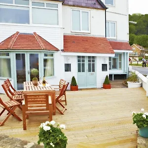 Holiday home East Row